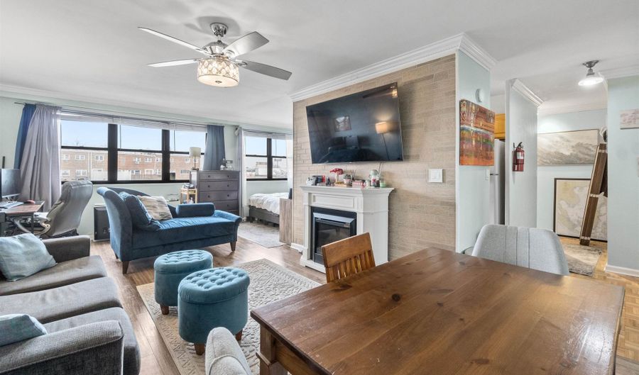 1225 KENNEDY Blvd 1D, Bayonne, NJ 07002 - 1 Beds, 1 Bath