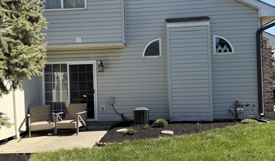 9440 Enclave Dr A, Avon, IN 46123 - 2 Beds, 2 Bath