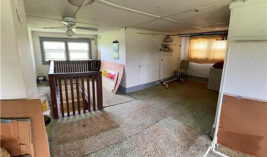19 Coy Rd, Anderson, MO 64831 - 1 Beds, 1 Bath