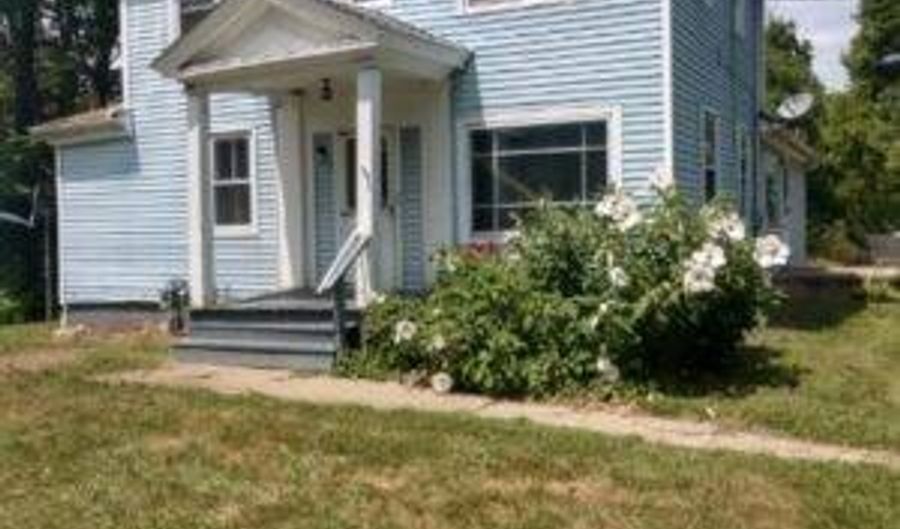 1107 W Vine St, Alliance, OH 44601 - 1 Beds, 1 Bath