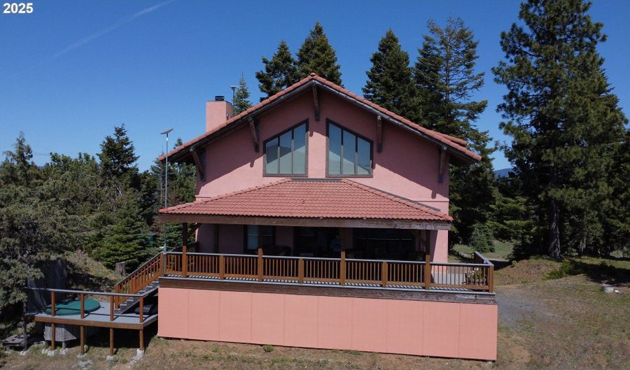 9412 MT ASHLAND SKI Rd, Ashland, OR 97520 - 3 Beds, 2 Bath