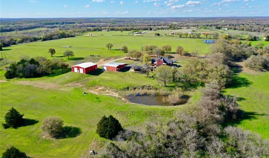 369 County Road 1590, Alvord, TX 76225 - 4 Beds, 3 Bath