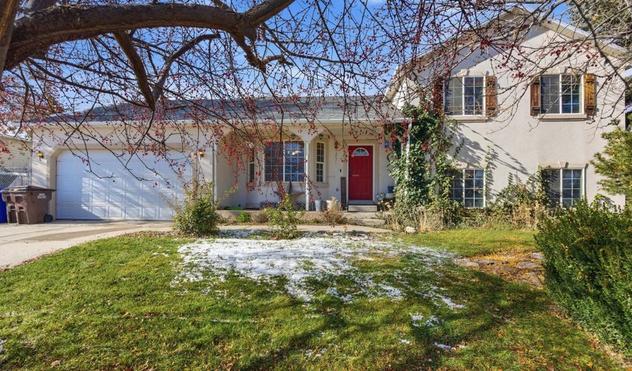 3731 N ADAMS St, Cedar Valley, UT 84013 - 5 Beds, 3 Bath