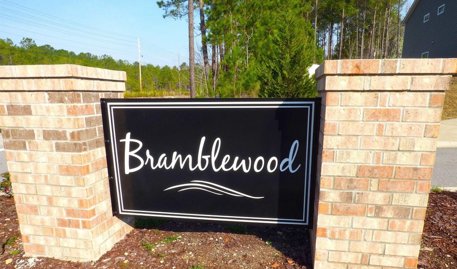 10 High Point Dr, Camden, SC 29020 - 4 Beds, 3 Bath