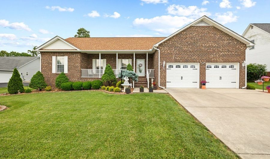 169 Prosperity Dr, Baxter, TN 38544 - 3 Beds, 2 Bath