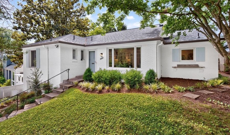 6008 BENALDER Dr, Bethesda, MD 20816 - 3 Beds, 3 Bath