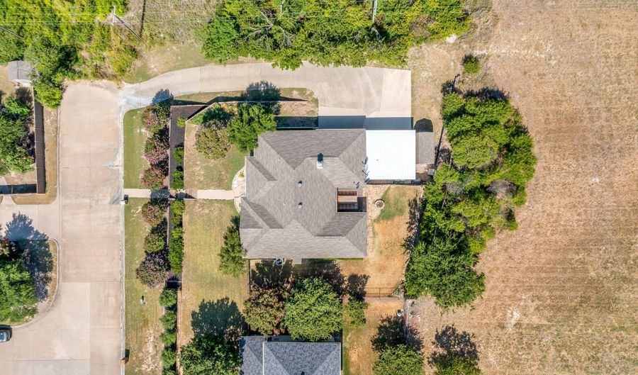 401 Hillside Dr, Aledo, TX 76008 - 4 Beds, 2 Bath