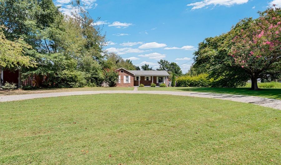 913 Ward Mill Rd, Baxter, TN 38544 - 3 Beds, 2 Bath
