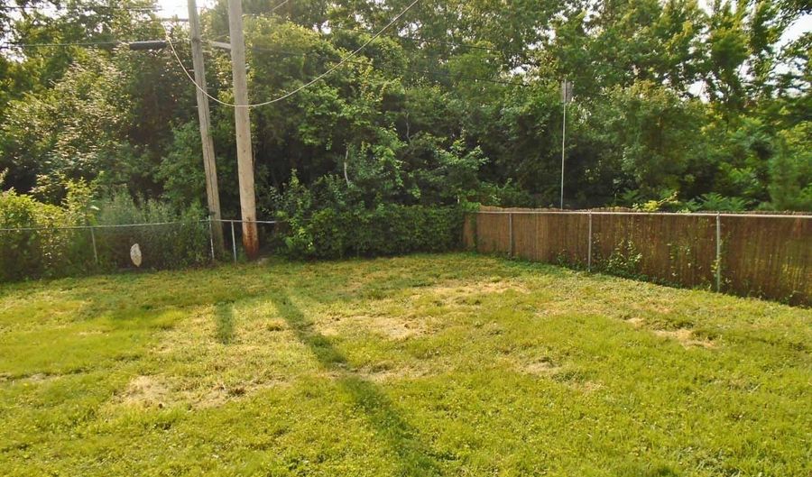 616 Leona Dr, Ann Arbor, MI 48103 - 3 Beds, 2 Bath