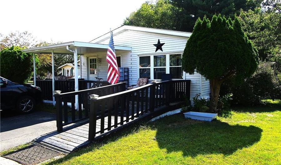 3 Lear Dr, Coventry, RI 02816 - 2 Beds, 2 Bath