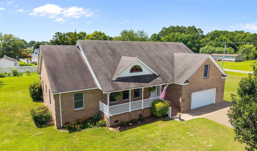 100 Whispering Pines Ct, Aydlett, NC 27916 - 3 Beds, 3 Bath