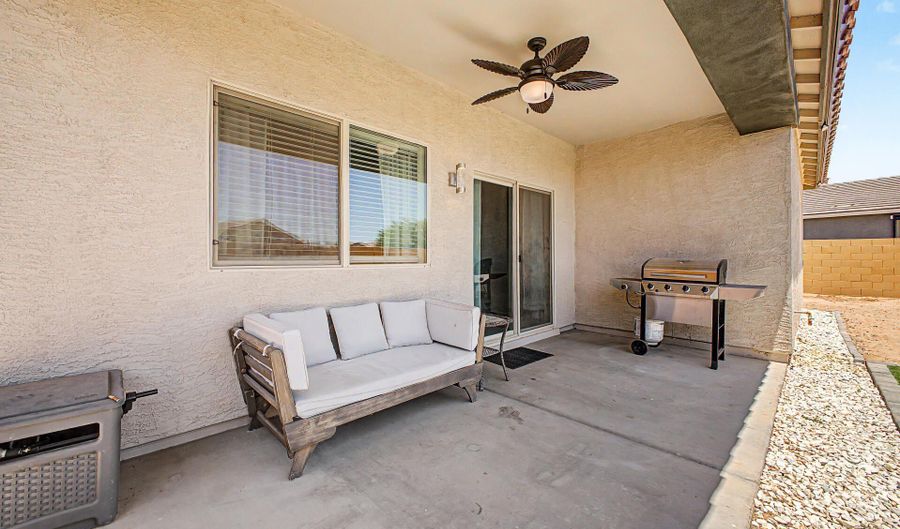 857 E DIAMOND Dr, Casa Grande, AZ 85122 - 4 Beds, 2 Bath