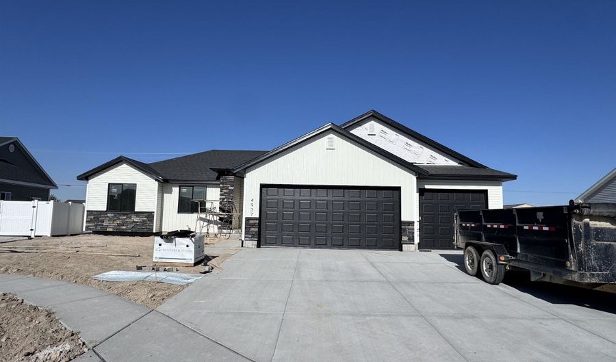 4937 Pierce, Chubbuck, ID 83202 - 3 Beds, 3 Bath