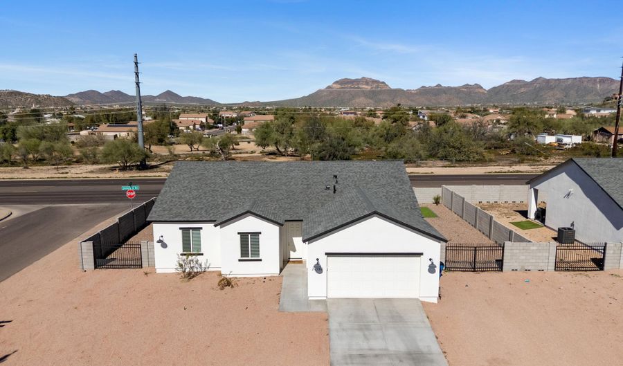 10530 E Baltimore St, Apache Junction, AZ 85120 - 4 Beds, 3 Bath