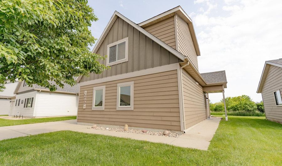 290 240TH. Ave. 35, Arnolds Park, IA 51331 - 3 Beds, 2 Bath