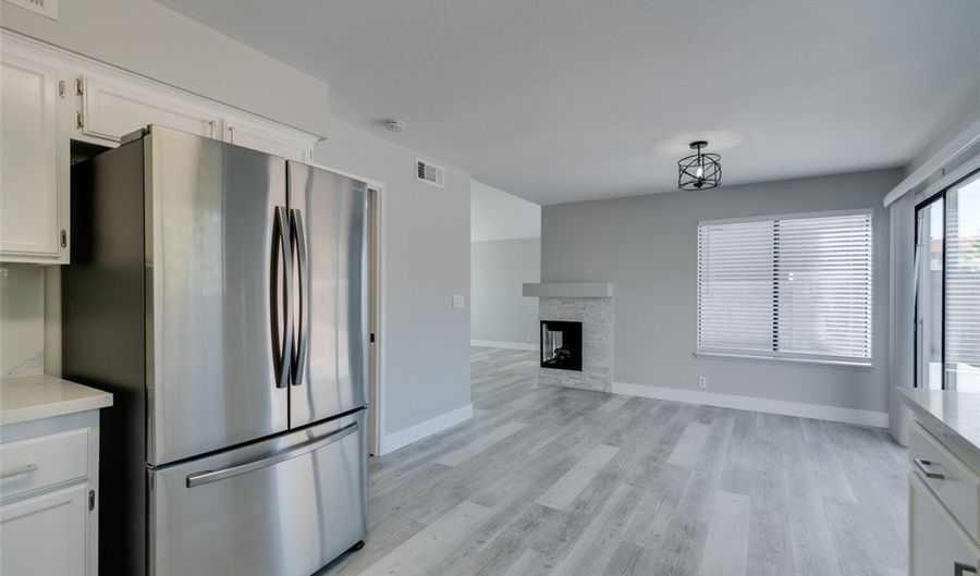 91 Trevor Dr, Henderson, NV 89074 - 3 Beds, 3 Bath