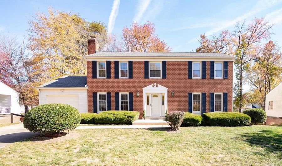 8113 ORVILLE St, Alexandria, VA 22309 - 4 Beds, 3 Bath