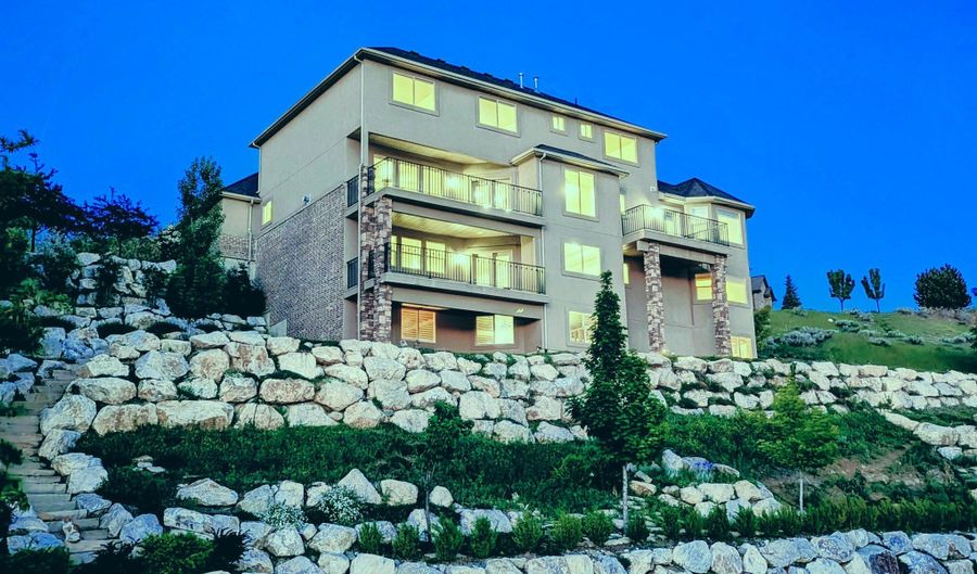 1596 E MILLBROOK Way S, Bountiful, UT 84010 - 6 Beds, 6 Bath