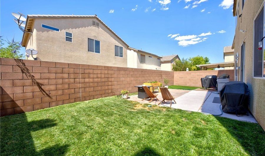 6684 Mojave Blush Dr, Las Vegas, NV 89122 - 4 Beds, 3 Bath