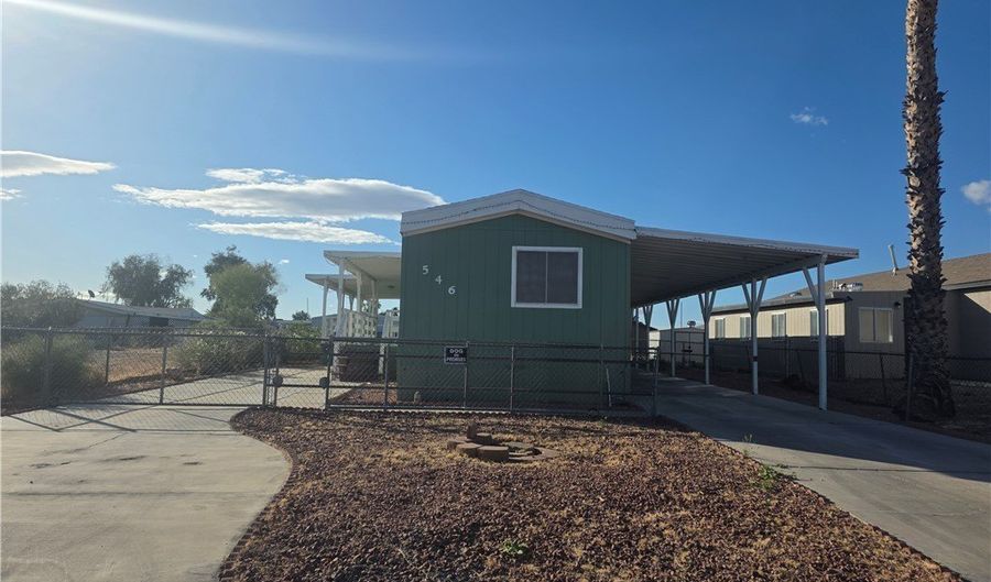 546 Roadrunner Dr, Bullhead City, AZ 86442 - 3 Beds, 2 Bath