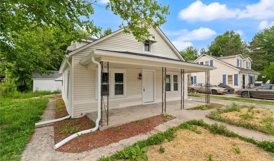 180 Broadway St, Austin, IN 47102 - 3 Beds, 2 Bath