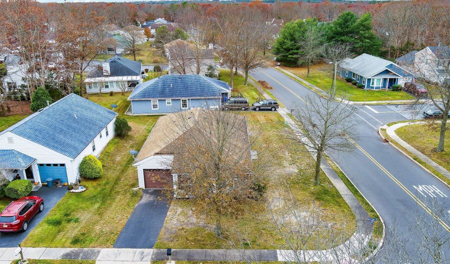 25 Willow Dr, Barnegat, NJ 08005 - 2 Beds, 2 Bath