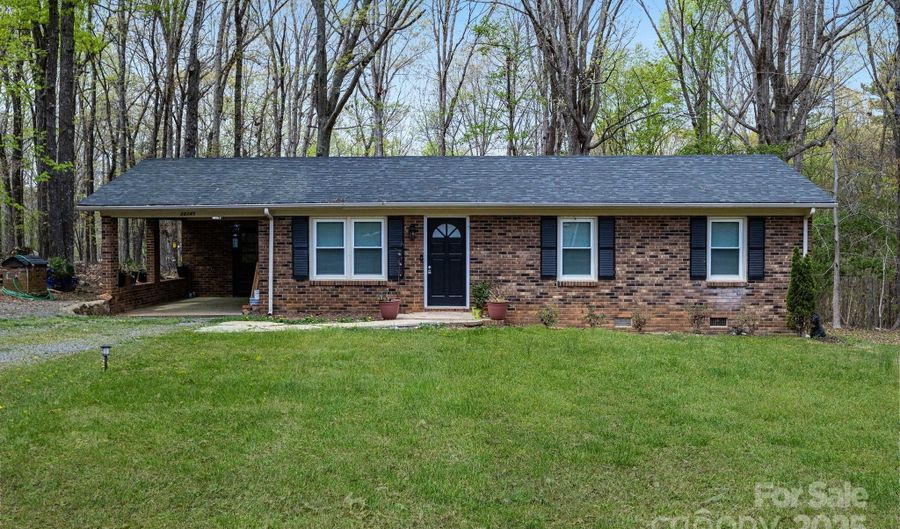 28149 Eds Ave, Albemarle, NC 28001 - 3 Beds, 1 Bath