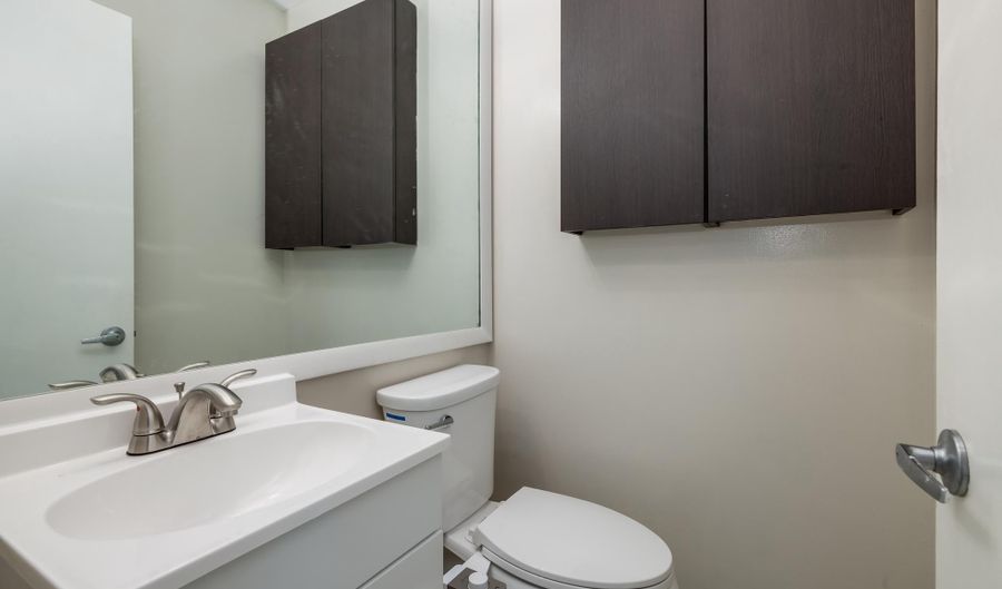 10506 WEYMOUTH St 203, Bethesda, MD 20814 - 3 Beds, 2 Bath