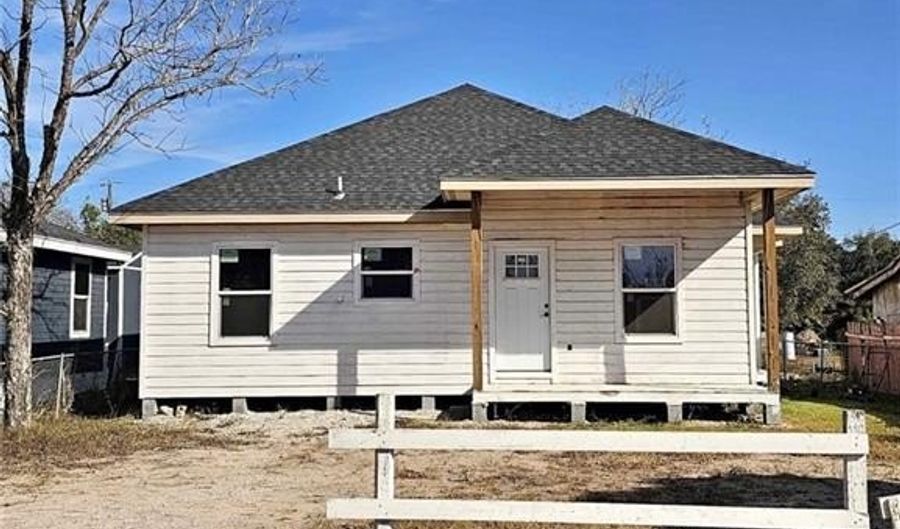 614 E Birch Ave, Alamo, TX 78516 - 4 Beds, 2 Bath