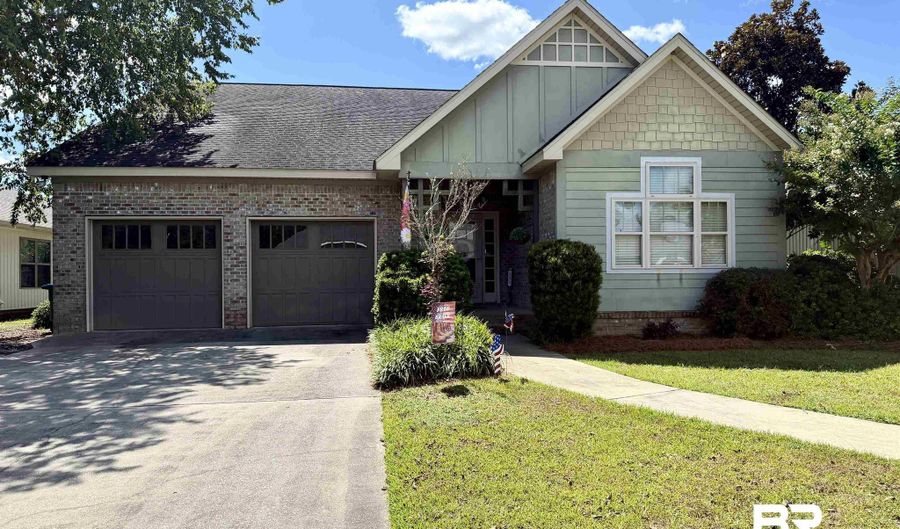 122 Cottage Ln, Atmore, AL 36502 - 3 Beds, 2 Bath