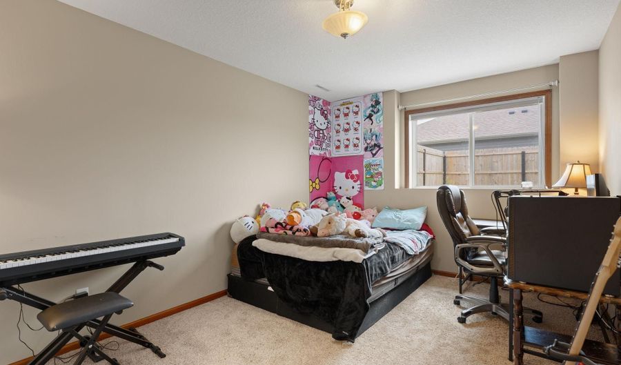 2011 12th Ave NE, Austin, MN 55912 - 4 Beds, 3 Bath