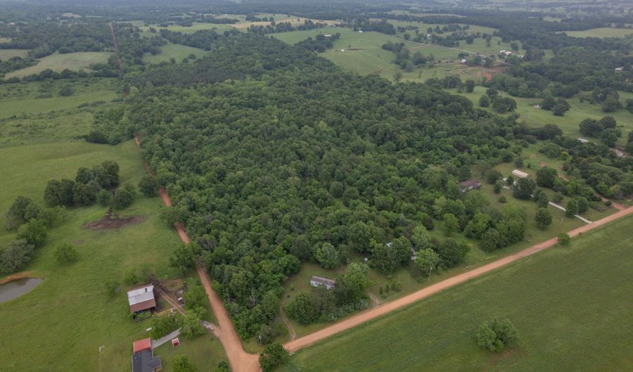 748 Puckett Rd, Anderson, MO 64831 - 2 Beds, 1 Bath