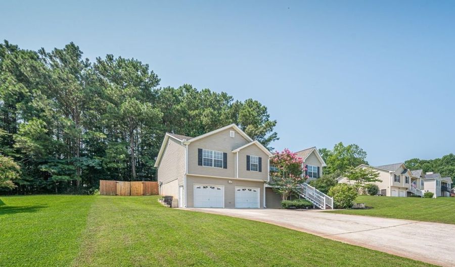 57 Hickory Leaf Ln, Acworth, GA 30101 - 4 Beds, 3 Bath