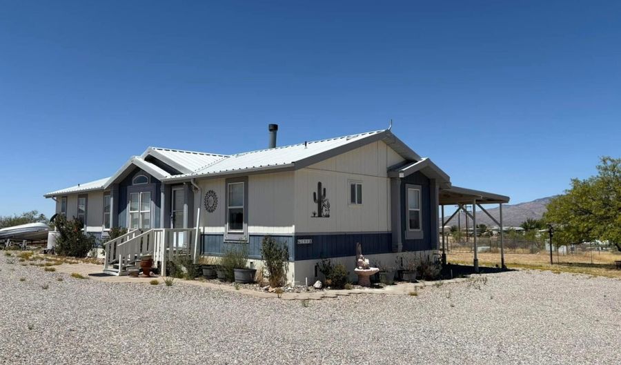 590 N Warren Rd, Benson, AZ 85602 - 3 Beds, 2 Bath
