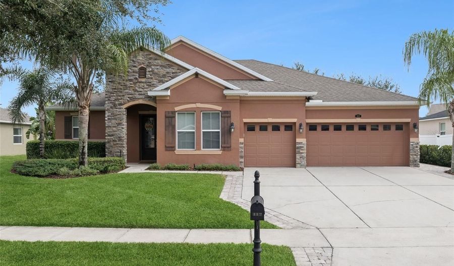 117 MAGNETA Loop, Auburndale, FL 33823 - 4 Beds, 3 Bath