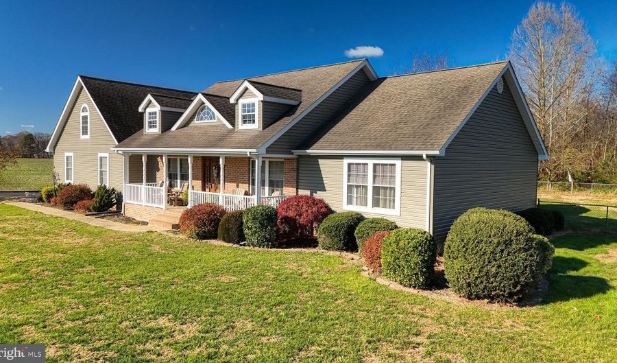 11872 SHAWNEE Rd, Greenwood, DE 19950 - 3 Beds, 2 Bath