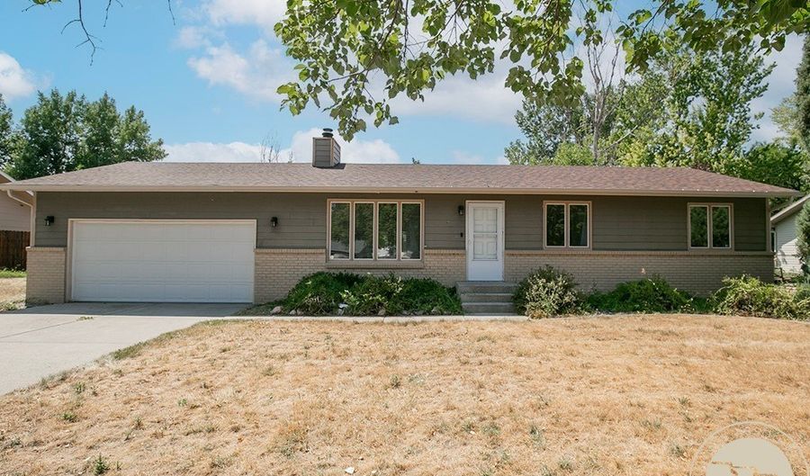 738 Aronson Ave, Billings, MT 59105 - 4 Beds, 3 Bath