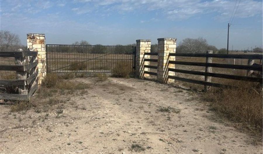 N Hollow Tree Road N, Alice, TX 78332 - 0 Beds, 0 Bath