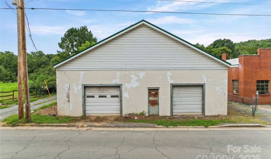 1513 Salisbury Ave, Albemarle, NC 28001 - 0 Beds, 0 Bath