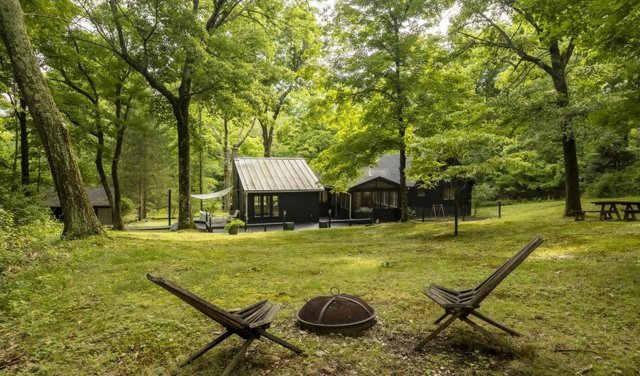 46 E Pond Lilly Rd, Ancram, NY 12502 - 3 Beds, 2 Bath