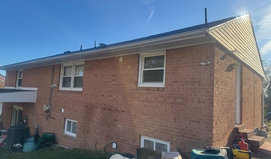 13216 RONEHILL Dr, Beltsville, MD 20705 - 3 Beds, 2 Bath