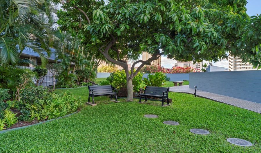 3045 Ala Napuaa Pl 710, Honolulu, HI 96818 - 2 Beds, 2 Bath