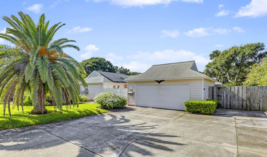 1849 SEMINOLE Rd, Atlantic Beach, FL 32233 - 3 Beds, 2 Bath