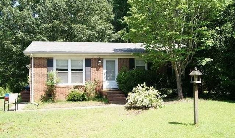 2636 Meyerswood Dr, Apex, NC 27539 - 2 Beds, 1 Bath