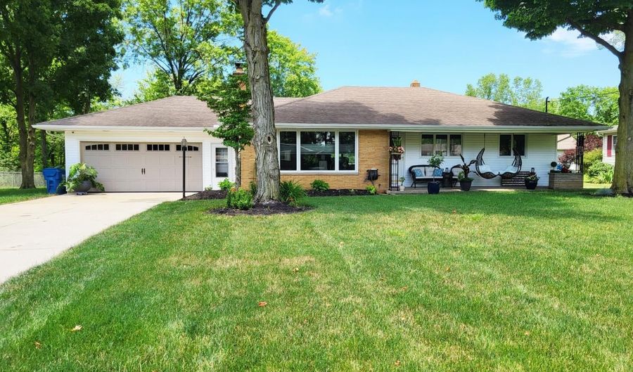 251 Habant Dr, Amherst, OH 44001 - 3 Beds, 1 Bath