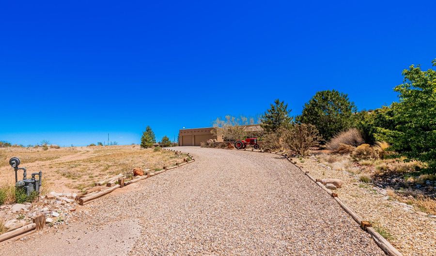 33 Via Luna, Algodones, NM 87001 - 4 Beds, 2 Bath