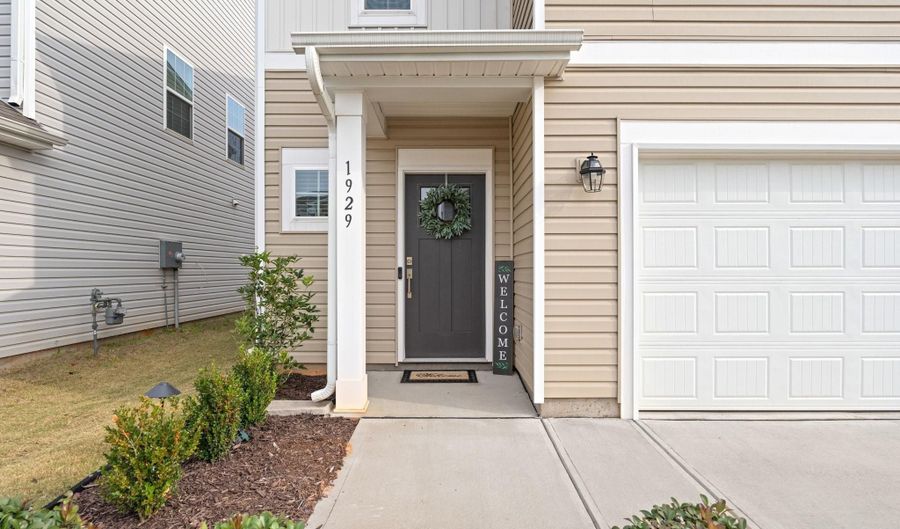 1929 Landrow Ln, Boiling Springs, SC 29316 - 4 Beds, 3 Bath