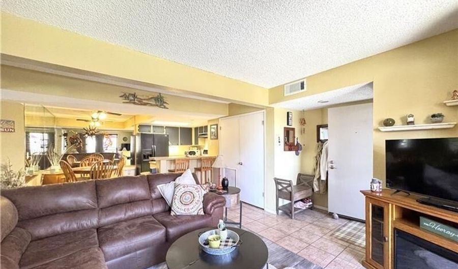 3740 Desert Marina Dr 3, Laughlin, NV 89029 - 2 Beds, 1 Bath