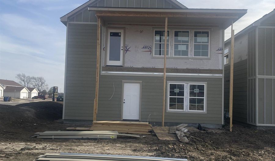 409 E Douglas Ave, Andover, KS 67002 - 3 Beds, 2 Bath