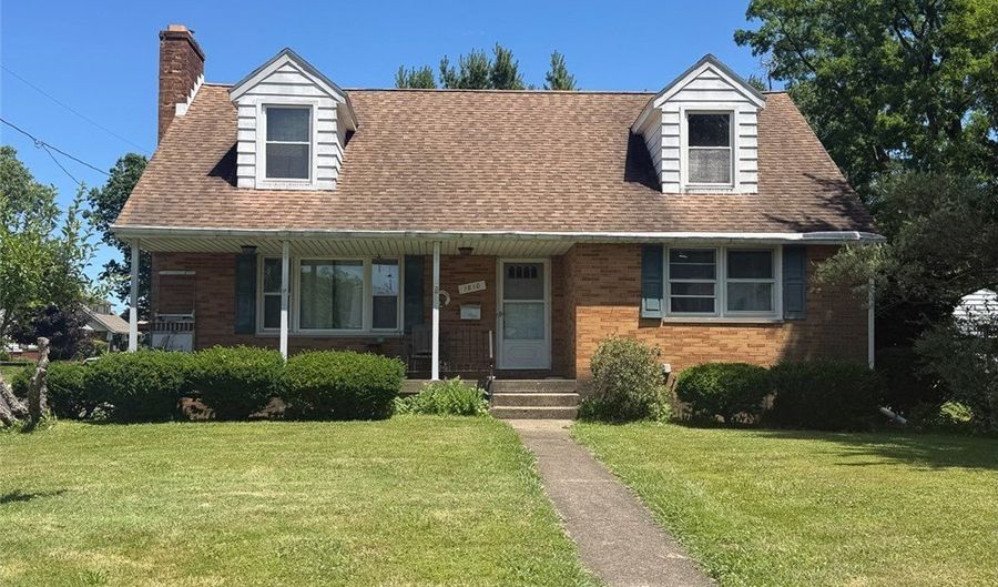 1810 Parkway Blvd, Alliance, OH 44601 - 5 Beds, 2 Bath